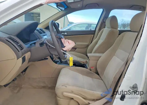 2005 Honda Accord Lx z USA, uszkodzony, nr VIN 1HGCM56445L004116